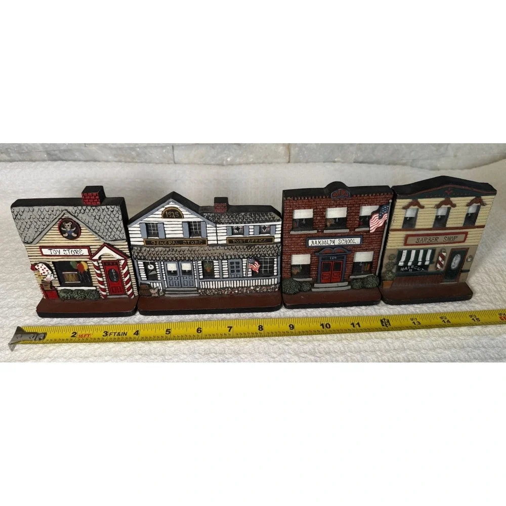 VTG Marlene Whiting Brandywine Village Houses 3D Resin YorktownVa Shelf Sitters